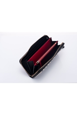Valentino rockstud Wallet 2